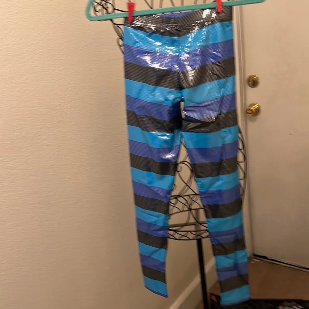 Blackmilk leggings - Picture 6 of 9